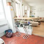 Charming And Cozy Studio Near Louvre